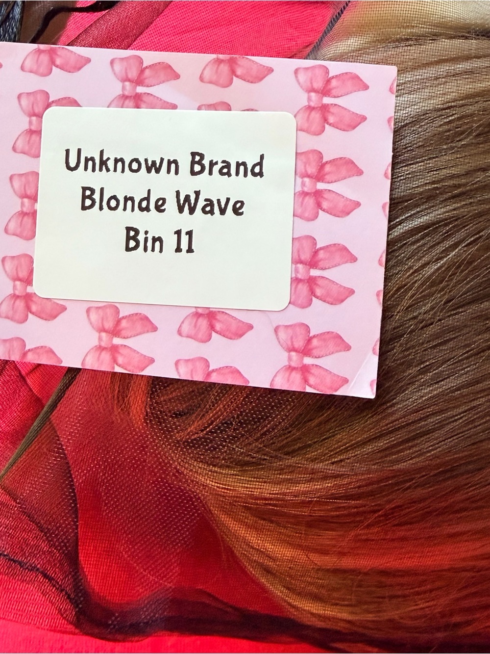 Soft Blonde Ombre Women’s Wig with Natural Wave - Picture 7 of 7